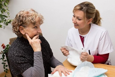 پرستار سالمندان